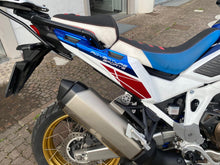 Carica l'immagine nel visualizzatore di Gallery, HONDA AFRICA TWIN 1100 - 2023 - KM 39043