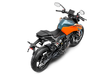 Carica l'immagine nel visualizzatore di Gallery, 2024 KTM 125 DUKE