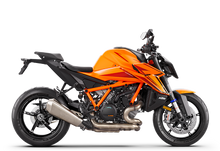 Carica l'immagine nel visualizzatore di Gallery, 2024 KTM 1390 SUPER DUKE R EVO