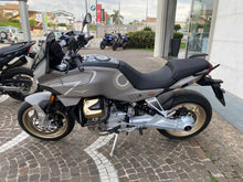 Carica l'immagine nel visualizzatore di Gallery, MOTO GUZZI V 100 MANDELLO - 2025 - KM 6223