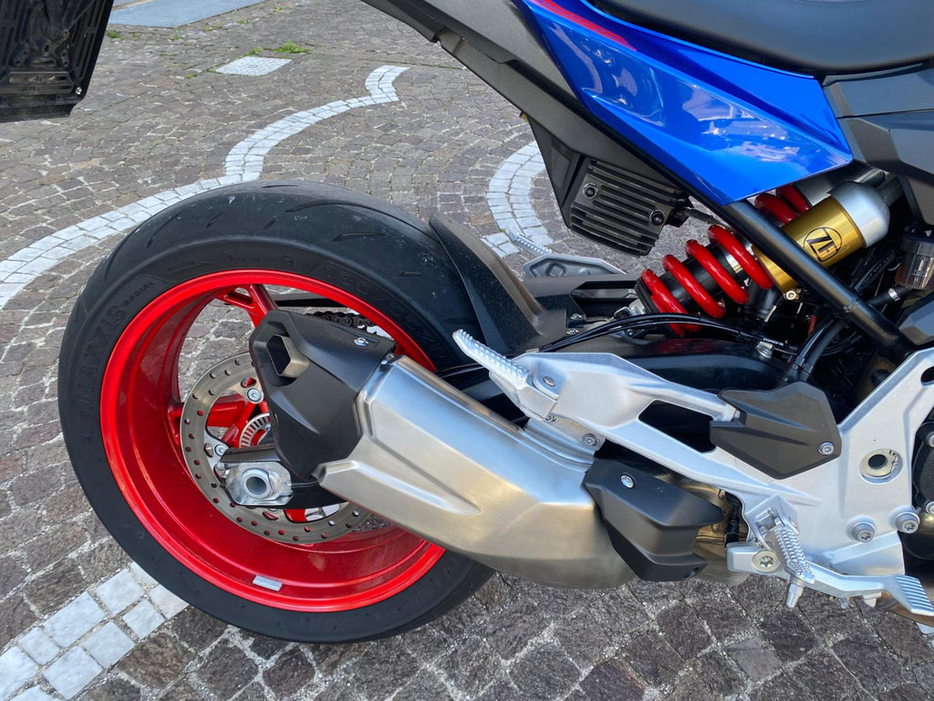 BMW F 900 R - 2025 - KM 9913