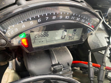 Carica l'immagine nel visualizzatore di Gallery, KAWASAKI NINJA ZX10 R - 2012 - KM 26686
