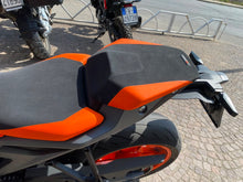 Carica l'immagine nel visualizzatore di Gallery, KTM 990 DUKE - 2024 - KM 11903