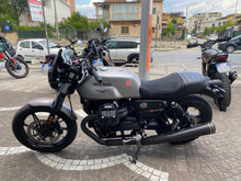 Carica l'immagine nel visualizzatore di Gallery, MOTO GUZZI V7 STONE - 2023 - KM 19749