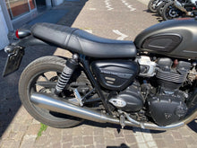 Carica l'immagine nel visualizzatore di Gallery, TRIUMPH SPEED TWIN 900 - 2023 - KM 8117