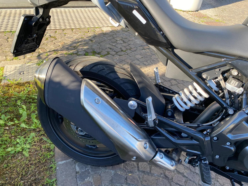 BMW G 310 R - 2024 - KM 1544