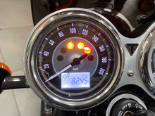 Carica l&#39;immagine nel visualizzatore di Gallery, TRIUMPH BONEVILLE T100 - 2021 - KM 8245