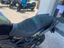 Carica l'immagine nel visualizzatore di Gallery, KAWASAKI VERSYS 650 - 2025 - KM 6425