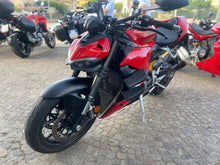 Carica l&#39;immagine nel visualizzatore di Gallery, DUCATI STREETFIGHTER V2 - 2023 - KM 7732
