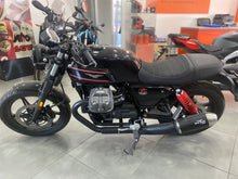 Carica l&#39;immagine nel visualizzatore di Gallery, MOTO GUZZI V7 STONE - 2024 - KM 561