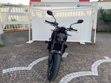Carica l'immagine nel visualizzatore di Gallery, TRIUMPH TRIDENT 660 - 2026 - KM 14887