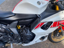 Carica l&#39;immagine nel visualizzatore di Gallery, YAMAHA YZF R7 - 2023 - KM 8743