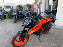 Carica l'immagine nel visualizzatore di Gallery, KTM 390 DUKE - 2025 - KM 9869