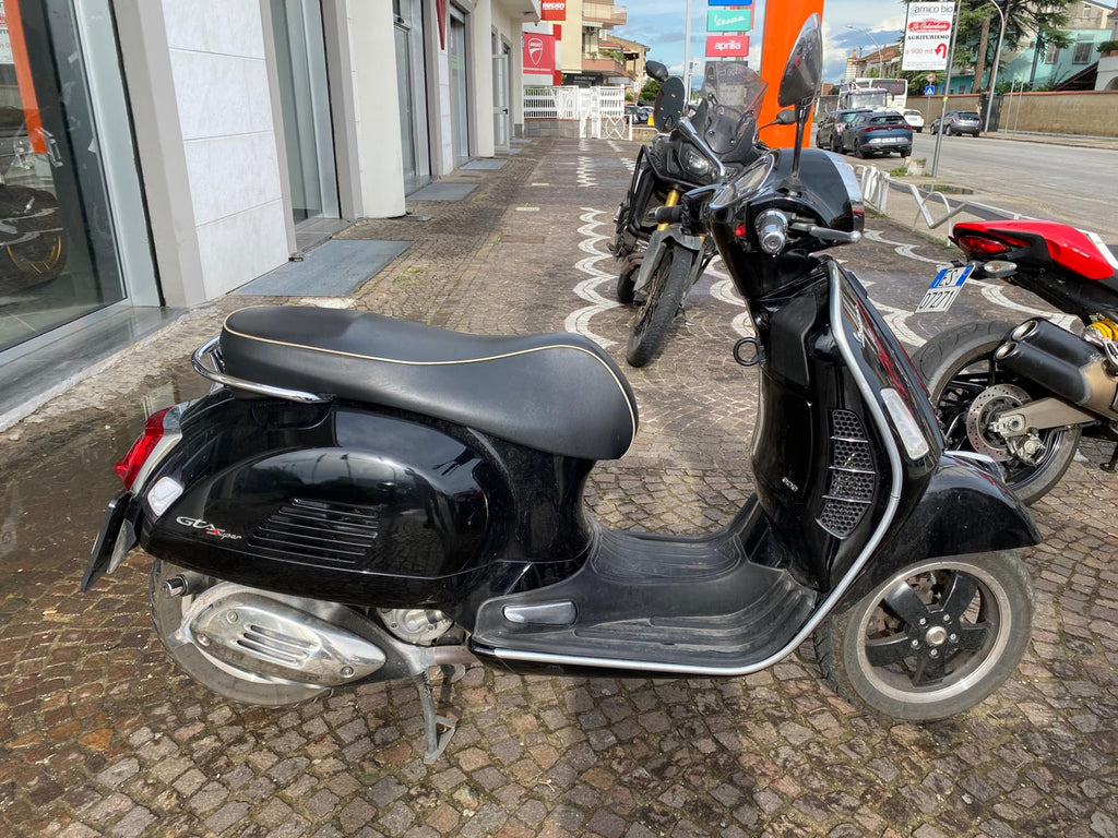 PIAGGIO VESPA 300 GTS - 2019 - KM 17231