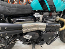 Carica l'immagine nel visualizzatore di Gallery, TRIUMPH SCRAMBLER 900 - 2024 - KM 2127