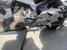Carica l&#39;immagine nel visualizzatore di Gallery, APRILIA RS 660 - 2021 - KM 20955