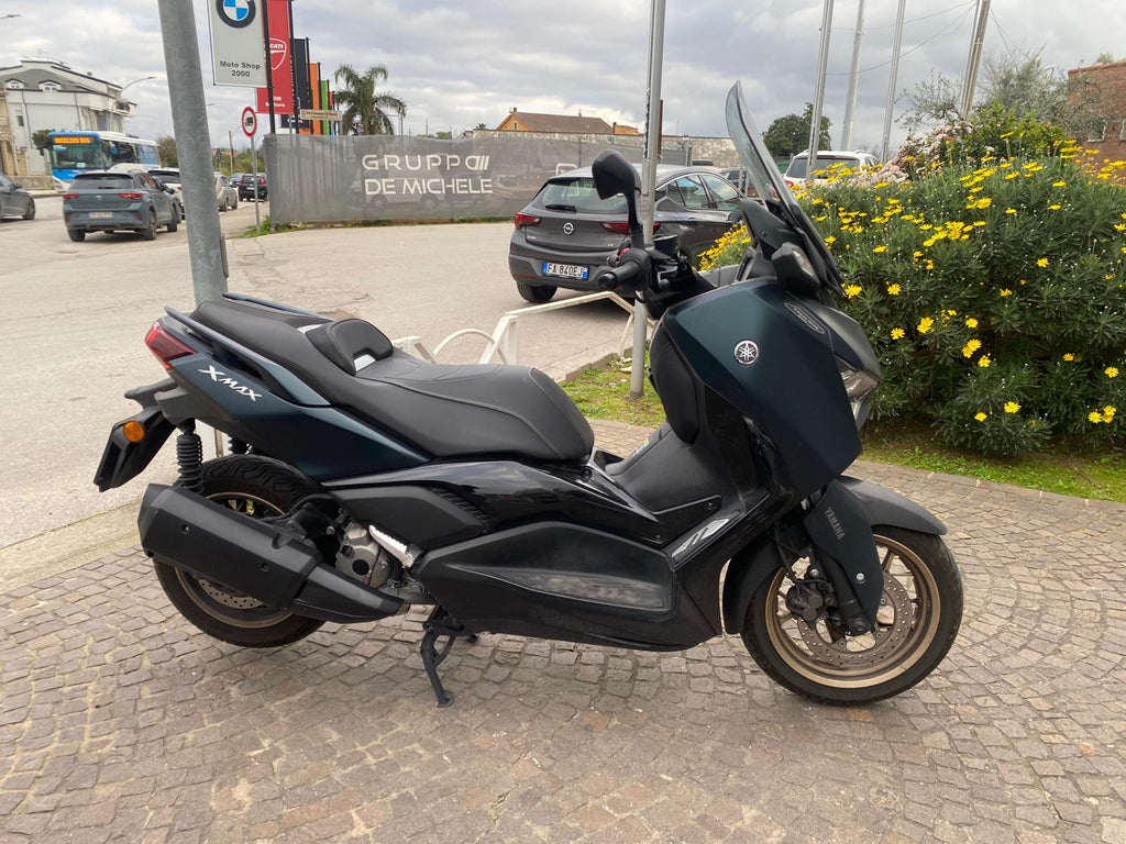 YAMAHA X MAX 300 TECH MAX - 2023 - KM 13290