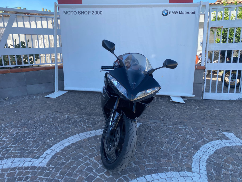YAMAHA YZF R1 - 2007 - KM 67893