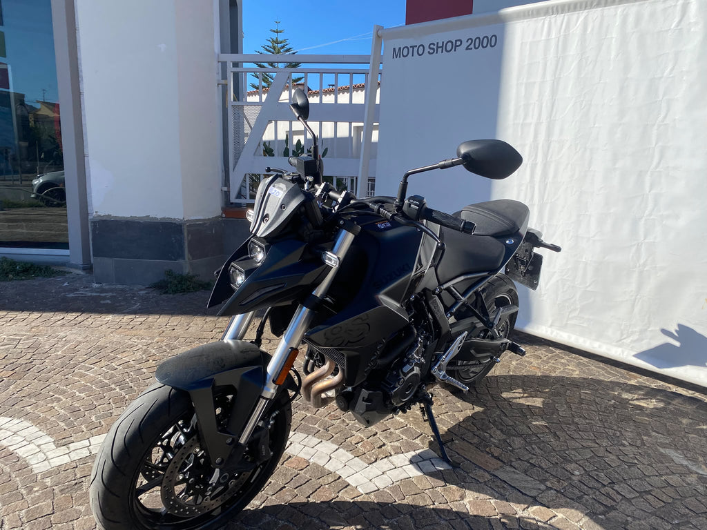 SUZUKI GSX 8 S - 2023 - KM 23100
