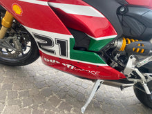 Carica l'immagine nel visualizzatore di Gallery, DUCATI PANIGALE V2 BAYLISS - 2024 - KM 1058
