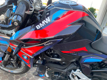 Carica l'immagine nel visualizzatore di Gallery, BMW F 900 R - 2023 - KM 11488