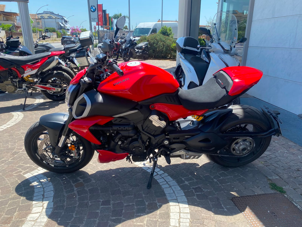 DUCATI DIAVEL V4 - 2024 - KM 4870
