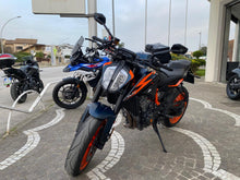 Carica l'immagine nel visualizzatore di Gallery, KTM 890 DUKE R - 2022 - KM 21090