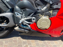 Carica l'immagine nel visualizzatore di Gallery, DUCATI PANIGALE V4 - 2025 - KM 17603
