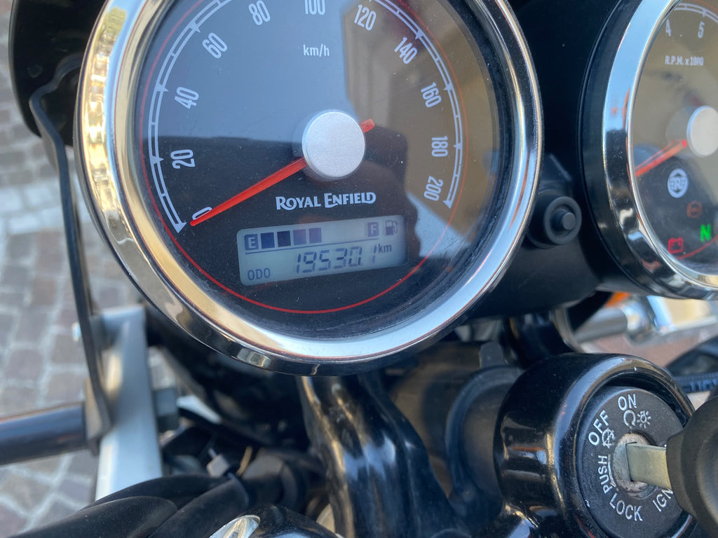 ROYAL ENFIELD INTERCEPTOR 650 - 2024 - KM 19530