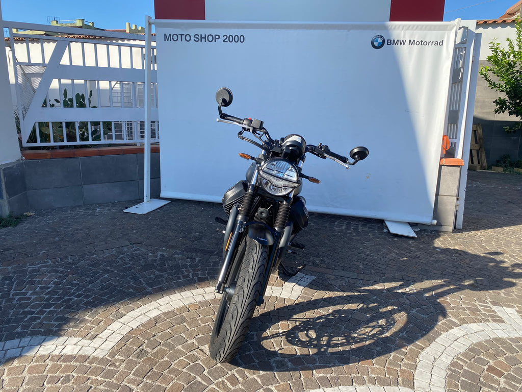 MOTO GUZZI V7 STONE - 2022 - KM 13853