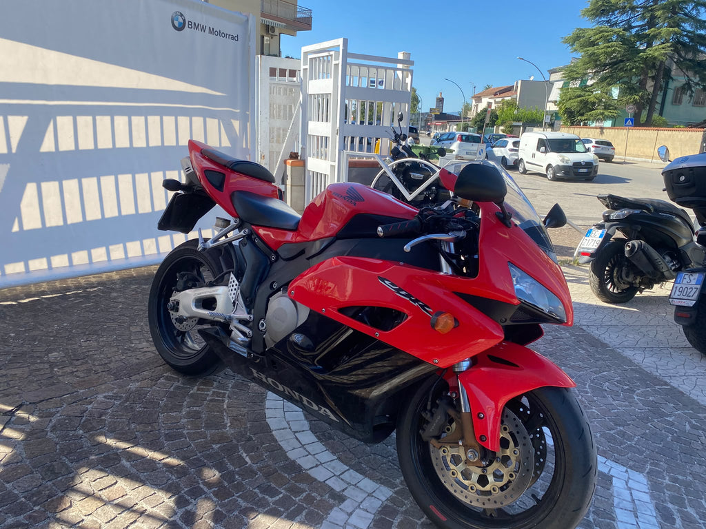 HONDA CBR 1000 RR - 2005 - KM 36434