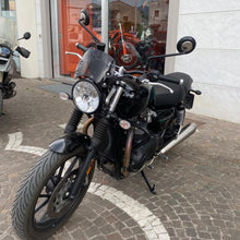Carica l'immagine nel visualizzatore di Gallery, TRIUMPH SPEED TWIN 900 - 2024 - KM 11933