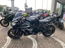 Carica l'immagine nel visualizzatore di Gallery, KAWASAKI NINJA ZX10 R - 2012 - KM 26686