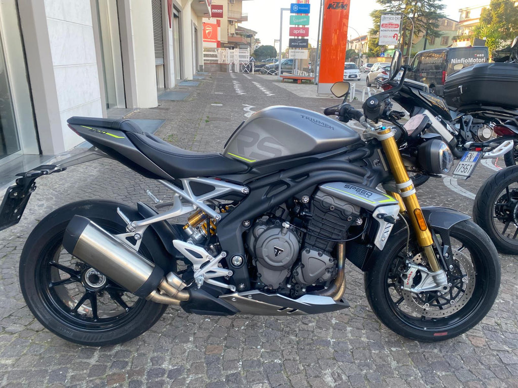 TRIUMPH SPEED TRIPLE 1200 RS - 2022 - KM 10568