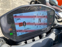 Carica l'immagine nel visualizzatore di Gallery, DUCATI MONSTER 937 - 2022 - KM 22476