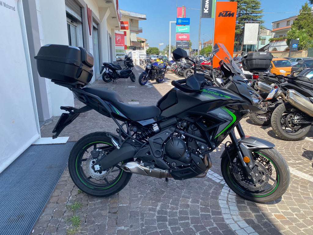 KAWASAKI VERSYS 650 - 2025 - KM 8974