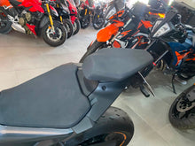Carica l'immagine nel visualizzatore di Gallery, KTM 990 RC R - 2026 - KM 1868