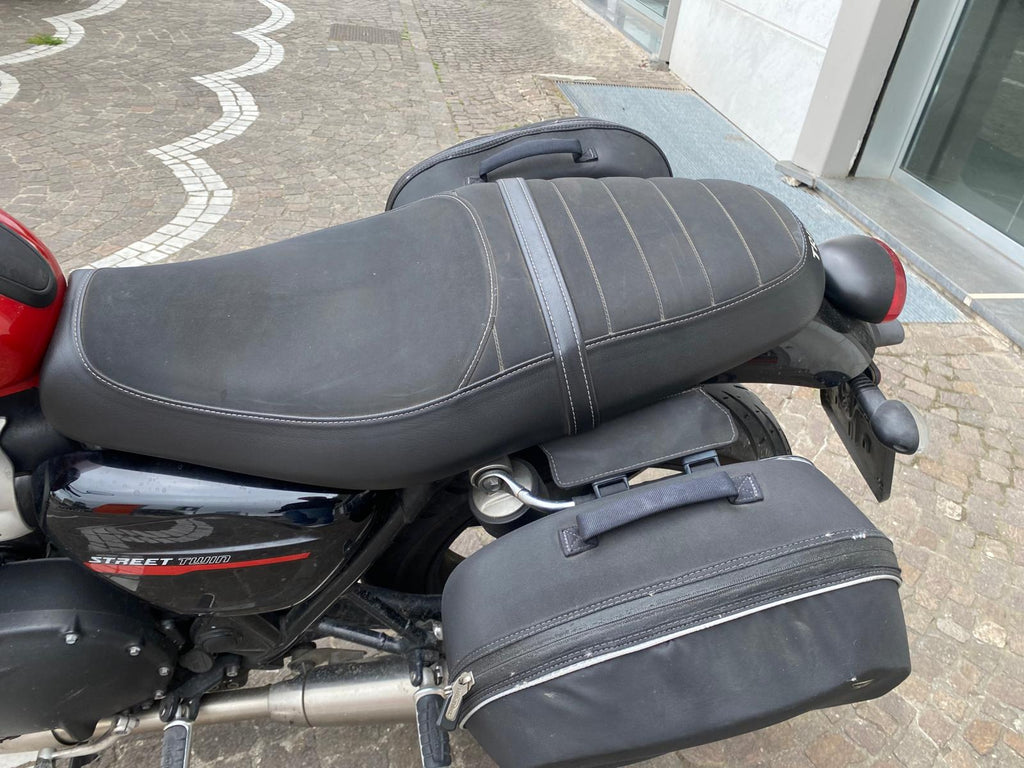 TRIUMPH STREET TWIN - 2019 - KM 31377