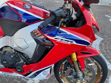 Carica l&#39;immagine nel visualizzatore di Gallery, HONDA CBR 1000 RR FIREBLADE SP - 2017 - KM 26383