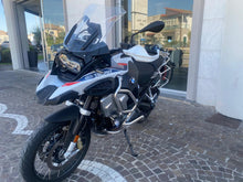 Carica l&#39;immagine nel visualizzatore di Gallery, BMW R 1250 GS ADVENTURE - 2023 - KM 7212