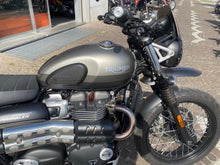 Carica l'immagine nel visualizzatore di Gallery, TRIUMPH STREET SCRAMBLER - 2021 - KM 11808