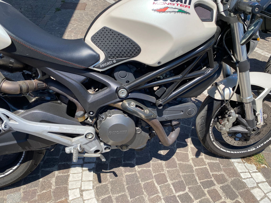DUCATI MONSTER 696 - 2009 - KM 35131