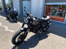 Carica l'immagine nel visualizzatore di Gallery, DUCATI SCRAMBLER 800 - 2022 - KM 7976