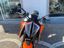 Carica l&#39;immagine nel visualizzatore di Gallery, KTM 1290 SUPER DUKE R - 2023 - KM 23993