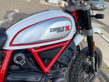Carica l'immagine nel visualizzatore di Gallery, DUCATI SCRAMBLER 800 DESERT SLED - 2020 - KM 20340