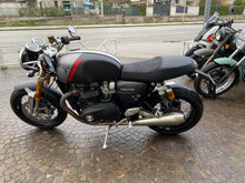 Carica l'immagine nel visualizzatore di Gallery, TRIUMPH THRUXTON RS - 2021 - KM 18484