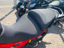 Carica l'immagine nel visualizzatore di Gallery, DUCATI MULTISTRADA V2 S - 2024 - KM 23973