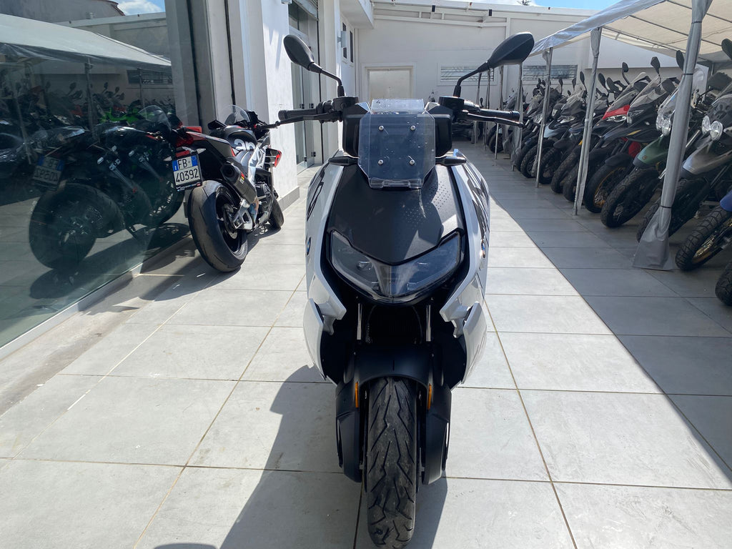 BMW CE 04 - 2022 - KM 3840