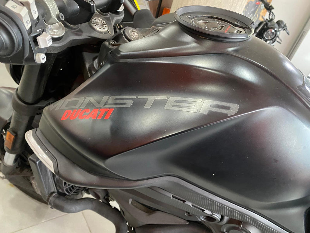 DUCATI MONSTER 937 + - 2022 - KM 18121