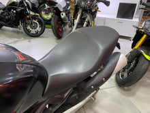 Carica l'immagine nel visualizzatore di Gallery, DUCATI MONSTER 696 + - 2010 - KM 46017